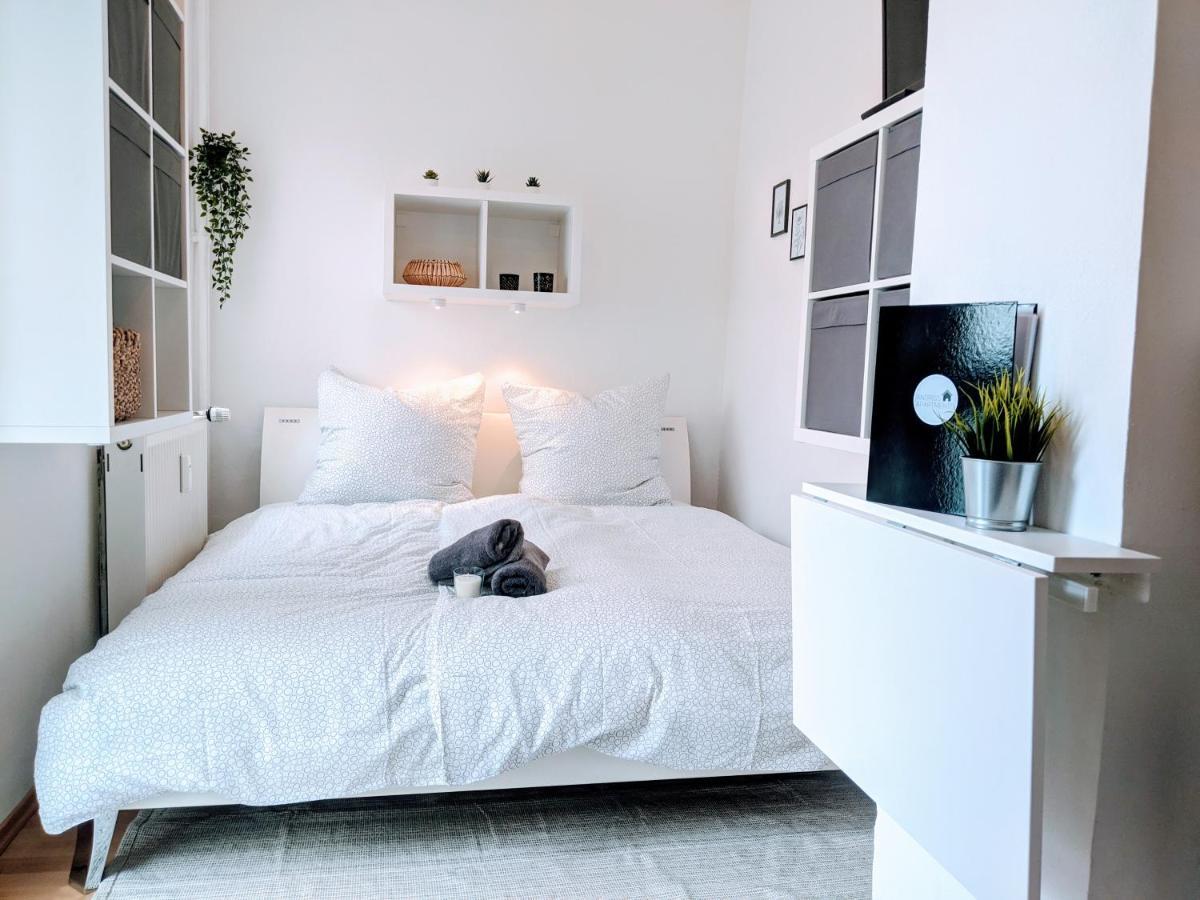 Lenastay L Tiny Apartment - Innenstadt Kaiserslautern Eksteriør billede